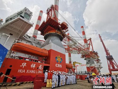 新型抢险打捞工程船广州交付 可在恶劣海域作业