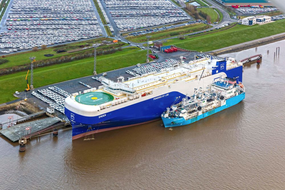 KPI OceanConnect开展SFL汽车运输新船LNG加注作业
